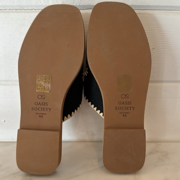 Oasis Society Tivoli Black Buckle Slide Faux Leather Sandal Size 6.5 NWT - Picture 8 of 11